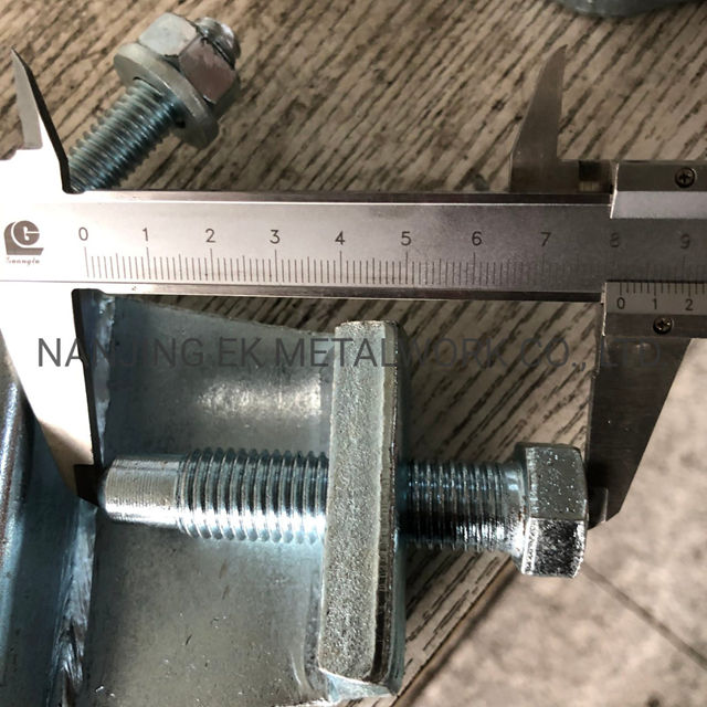 pevného vazebného nosníku -3