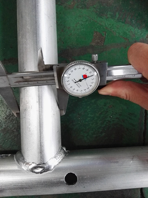 aluminimum paprsek-4 