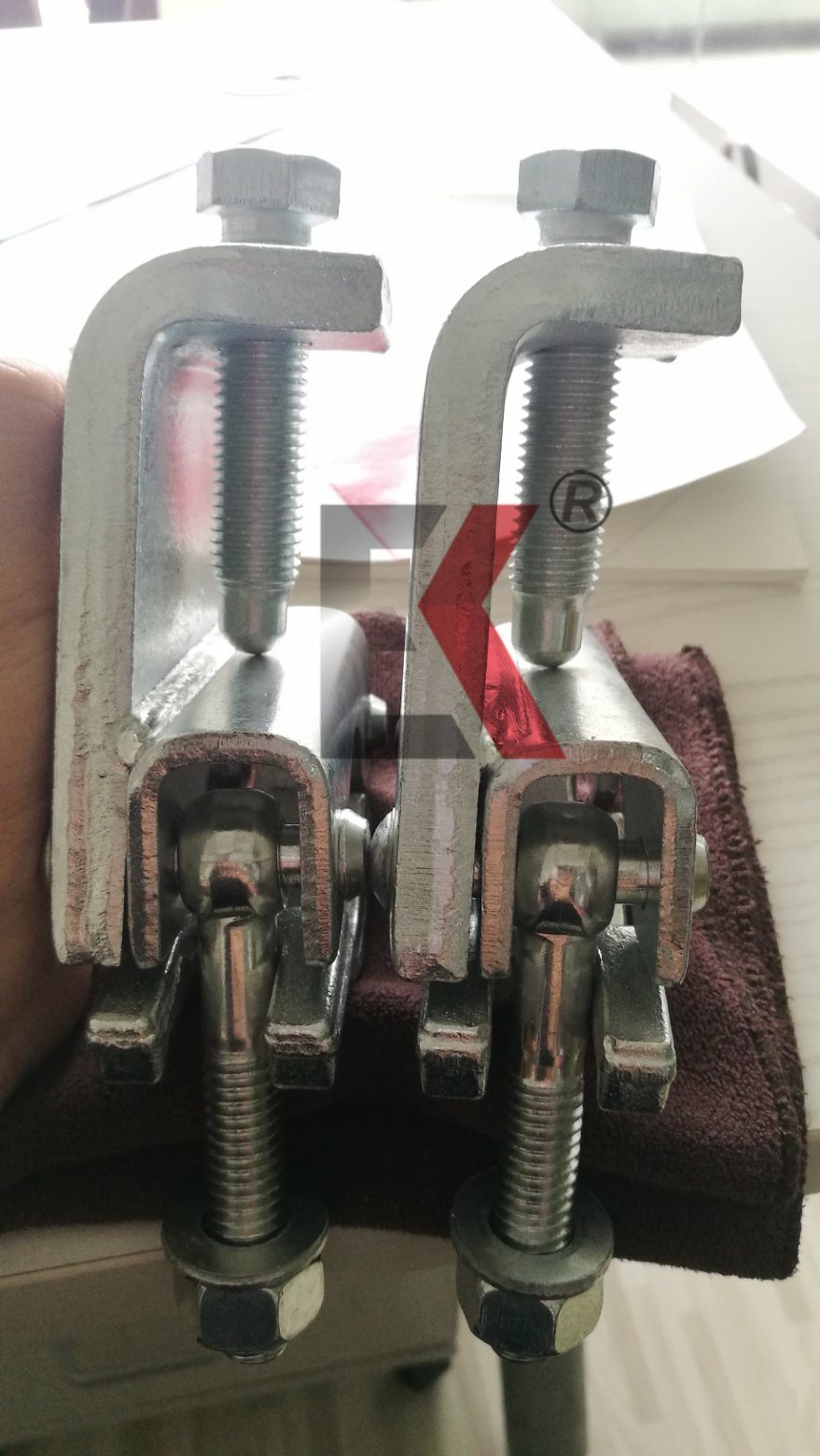 Opraven&yacute; nosn&iacute;k spojka-2. 