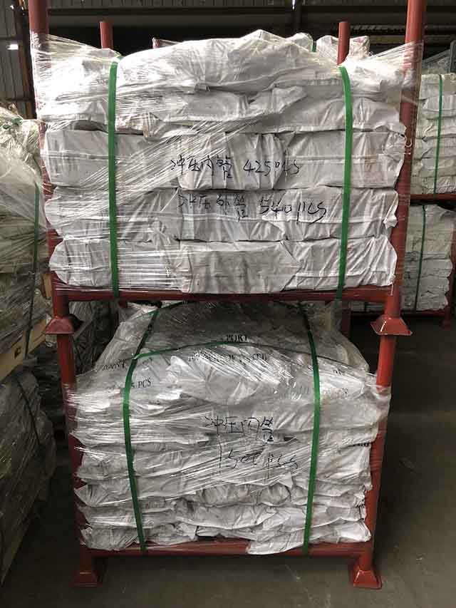 Lisovan&yacute; kloubov&yacute; kol&iacute;k 17