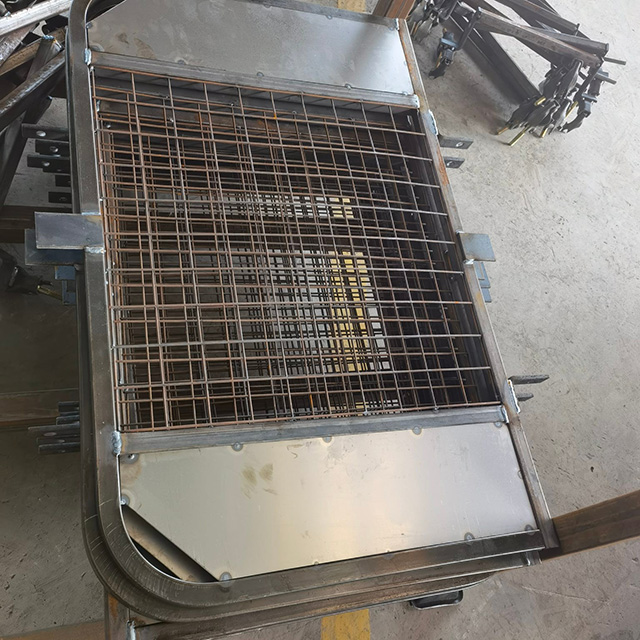 pro př&iacute;stupov&eacute; br&aacute;ny žebř&iacute;ku žebř&iacute;ku