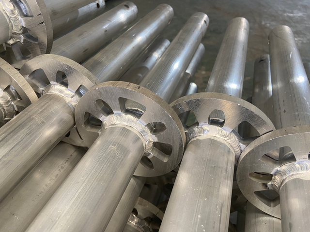 Hlin&iacute;kov&yacute; kruhov&yacute; le&scaron;en&iacute;