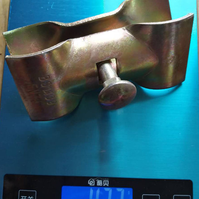 Šermov&aacute; svorka 08