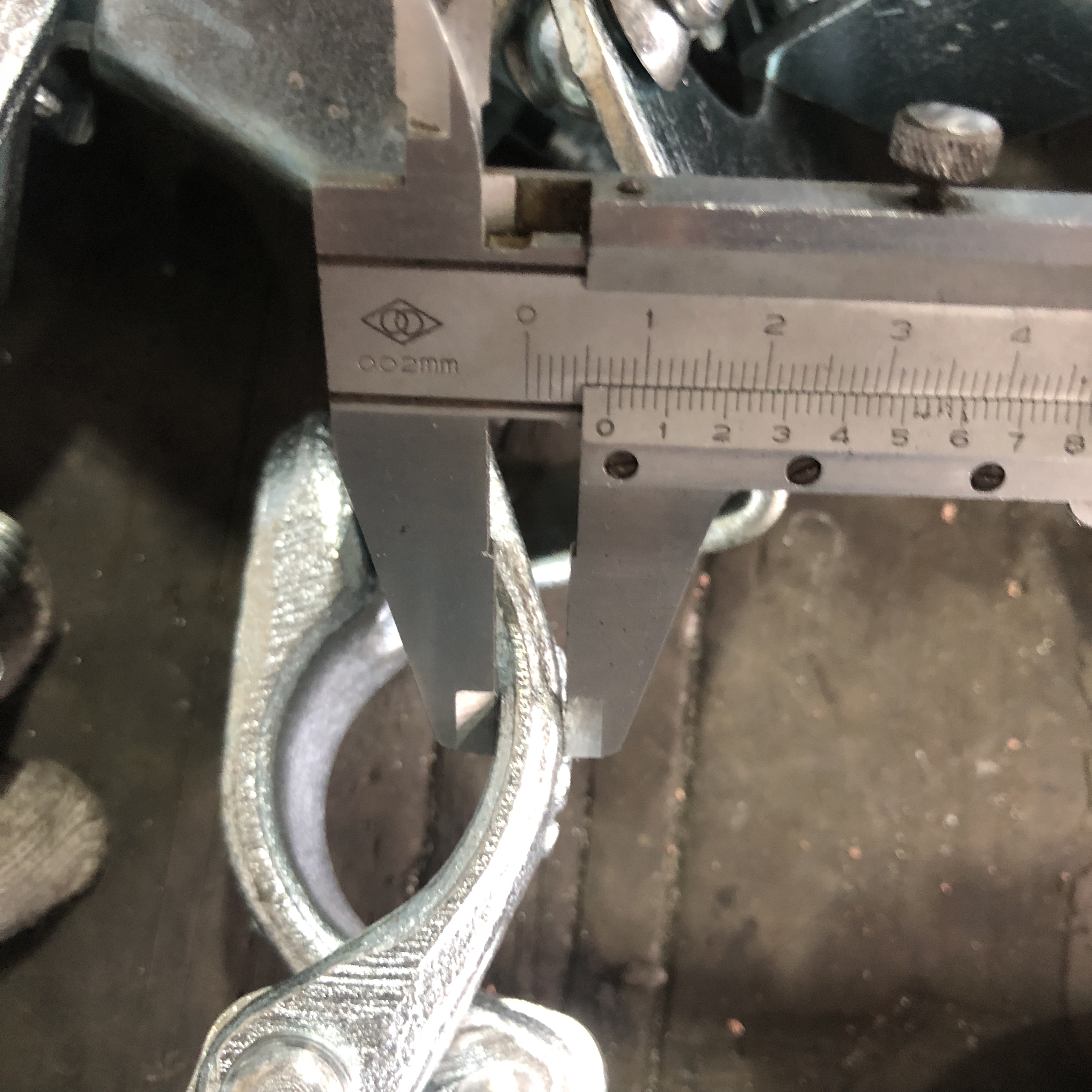 Drop Forged Board pro udržen&iacute; spojky