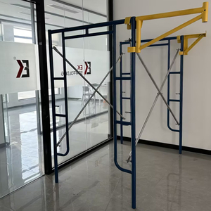 Procházka lešením