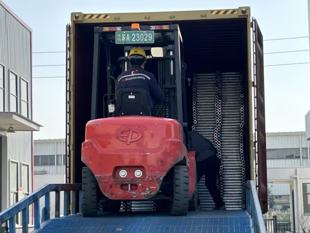 Nosn&iacute;k slitiny