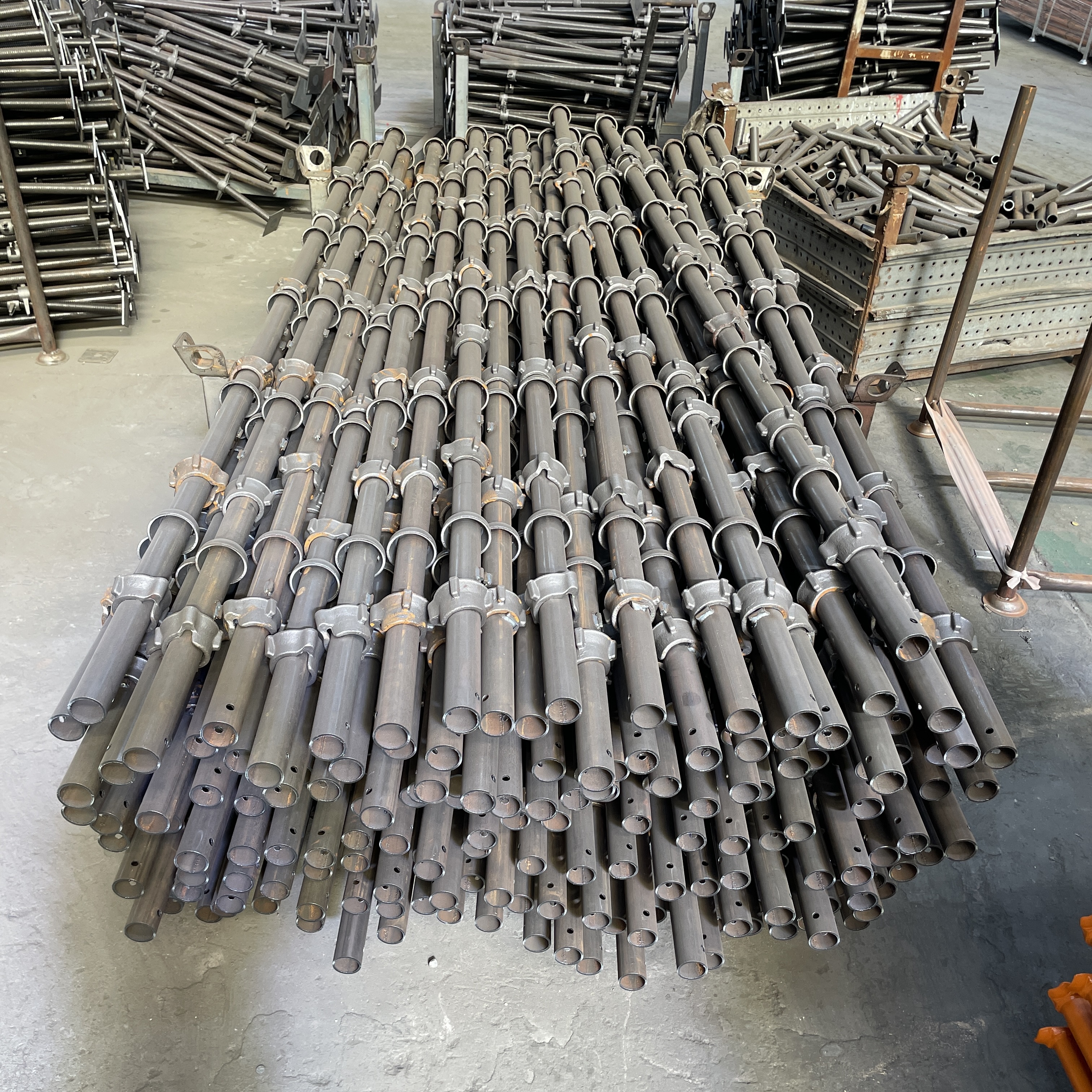 Blackware Cuplock lešen&iacute;