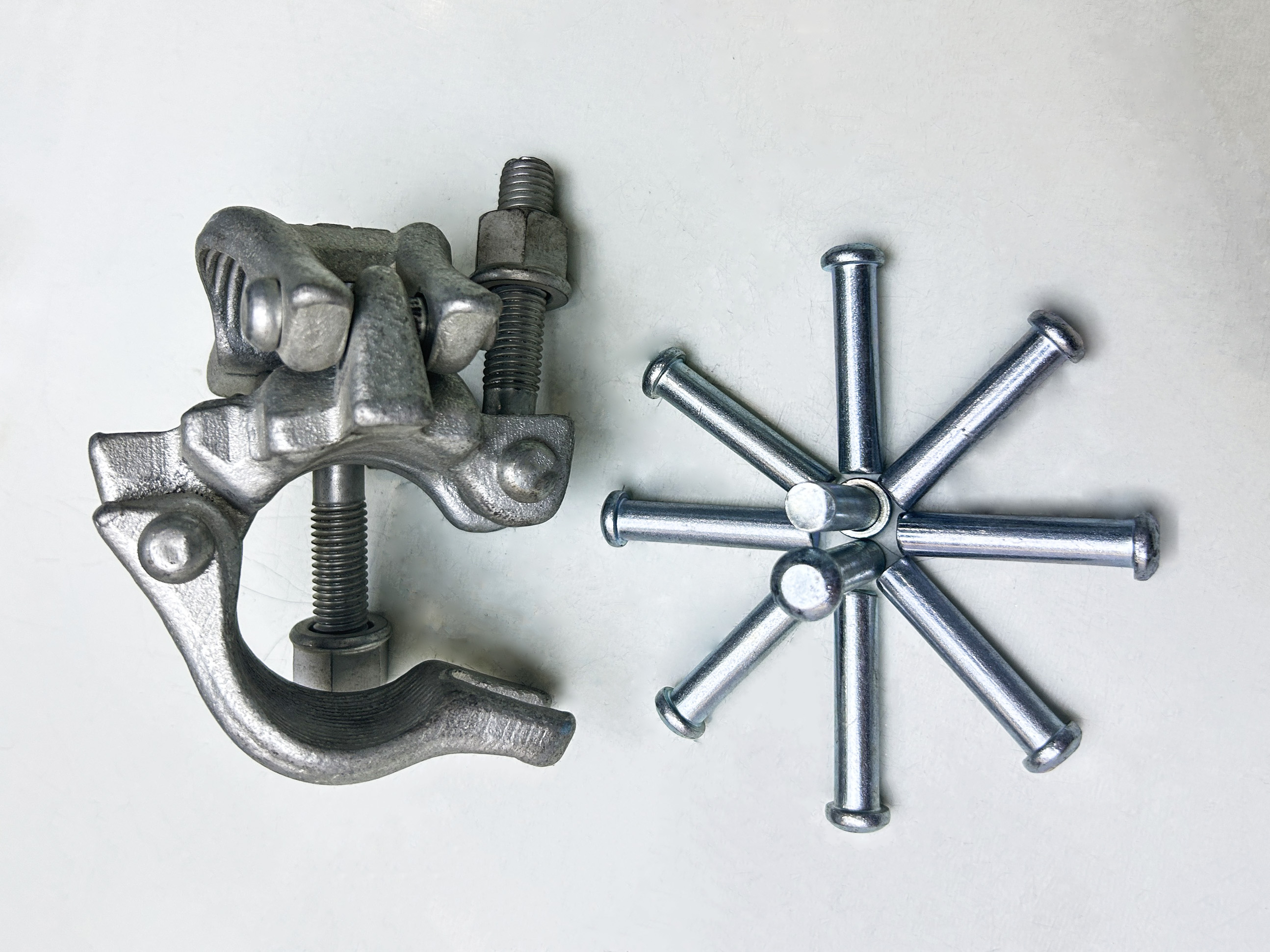 Americk&yacute; typ kapka kovan&aacute; dvojit&aacute; spojka