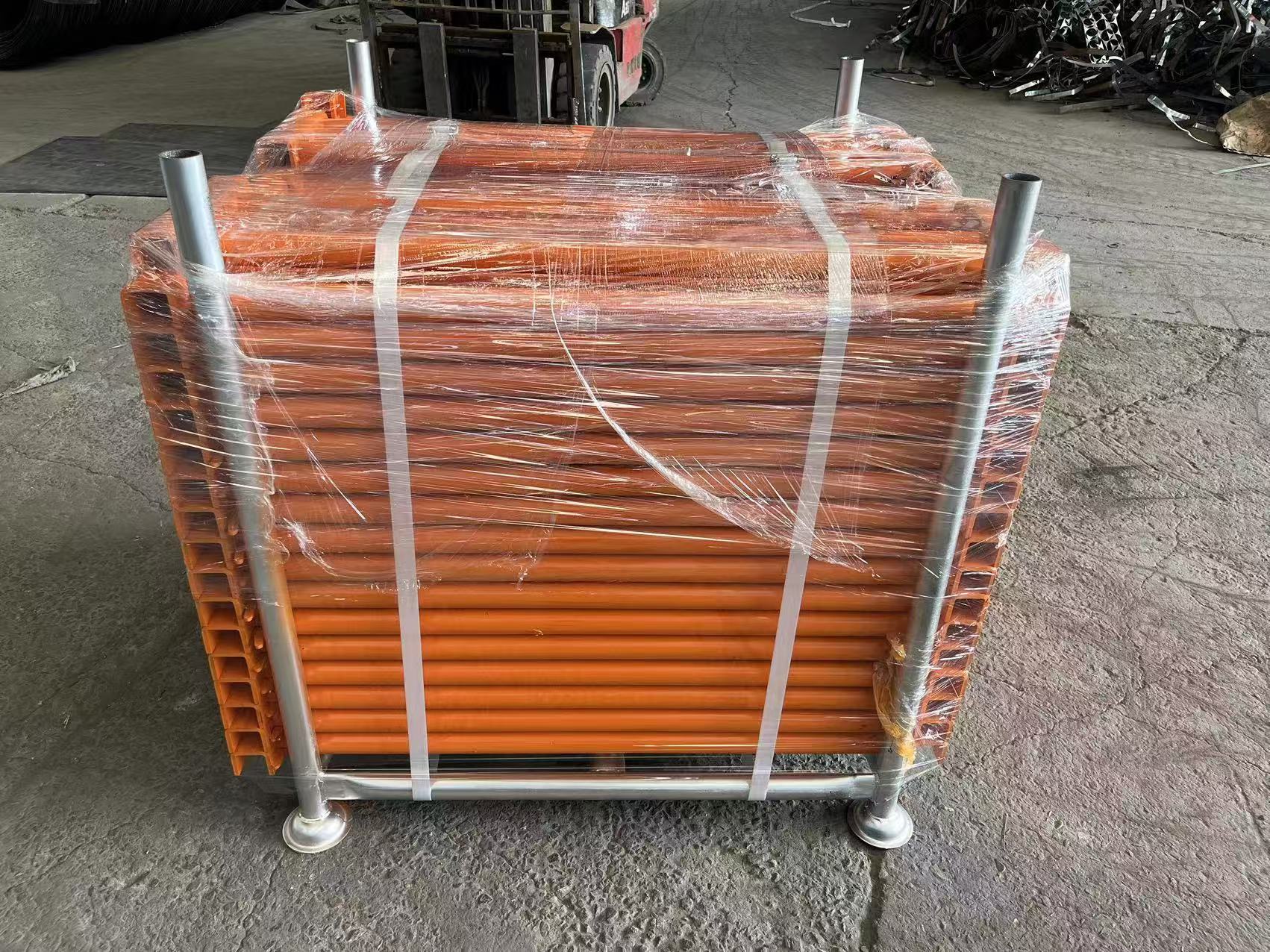 Syst&eacute;m lešen&iacute; Z&aacute;mek z&aacute;bradl&iacute; 