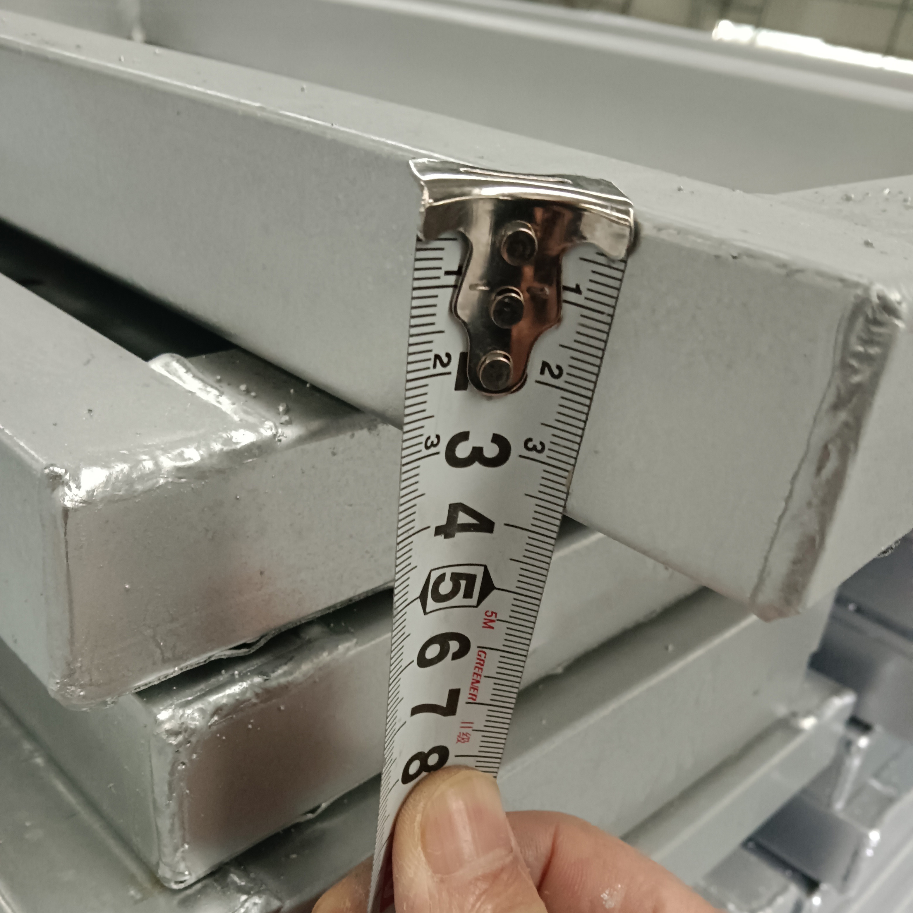 3,0 m uzavřen&aacute; ocelov&aacute; prkna (3) 