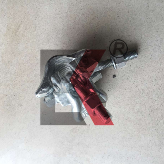 Americký typ těžkých otočných vazebních lešení