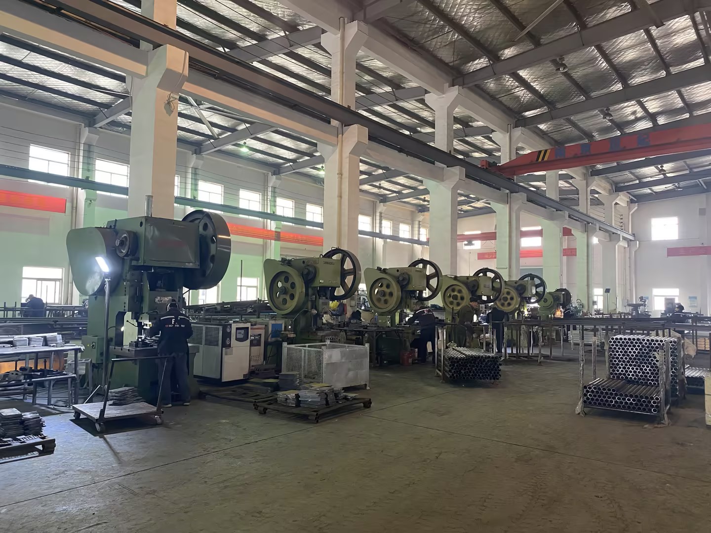 Ek Lešen&iacute; tov&aacute;rny a 12. v&yacute;roč&iacute; oslavy 