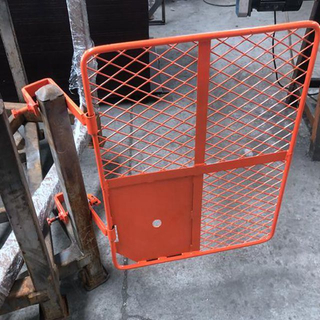 Malovaná bezpečnostní brána lešení pro výstavbu