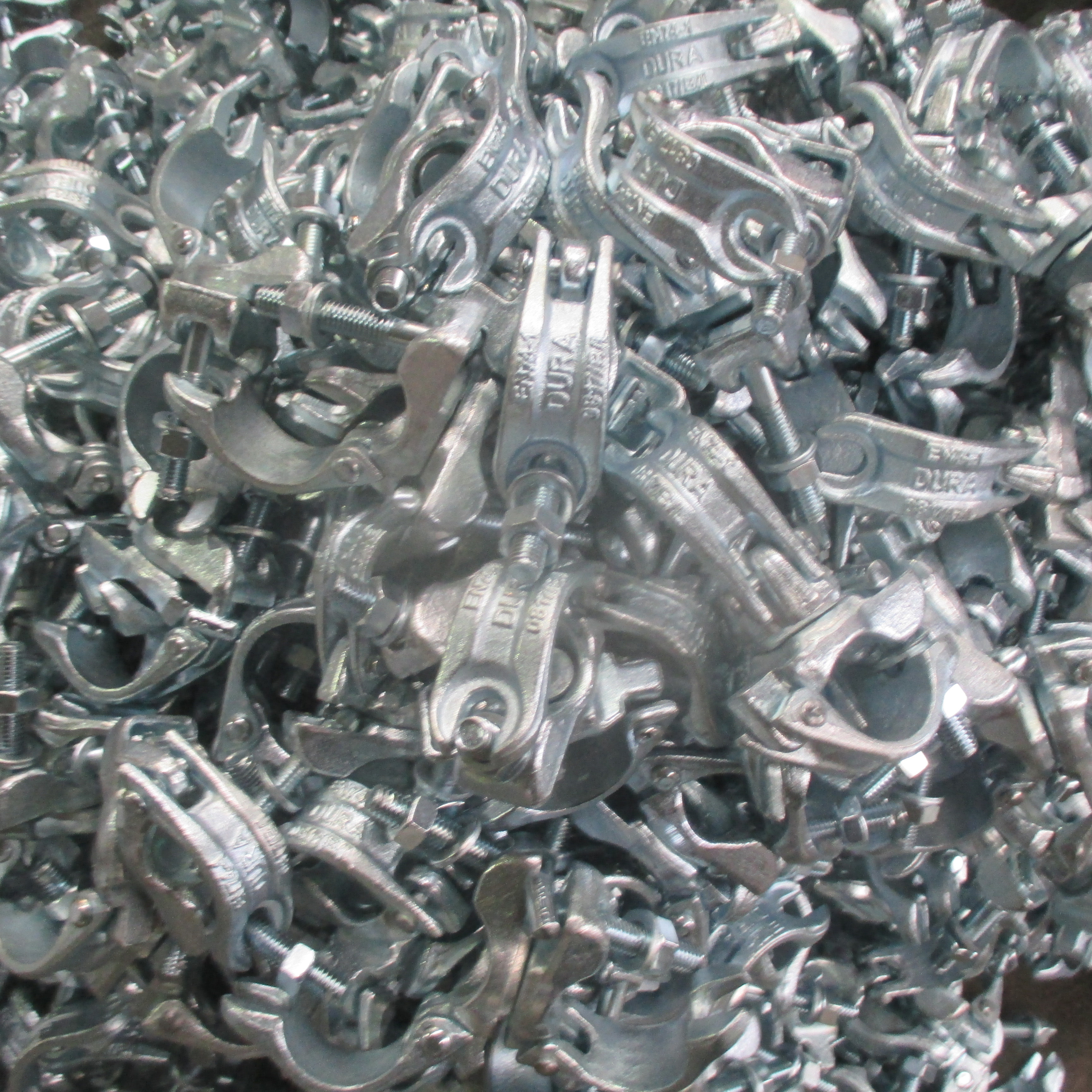 Drop kovan&yacute; otočn&yacute; spojku