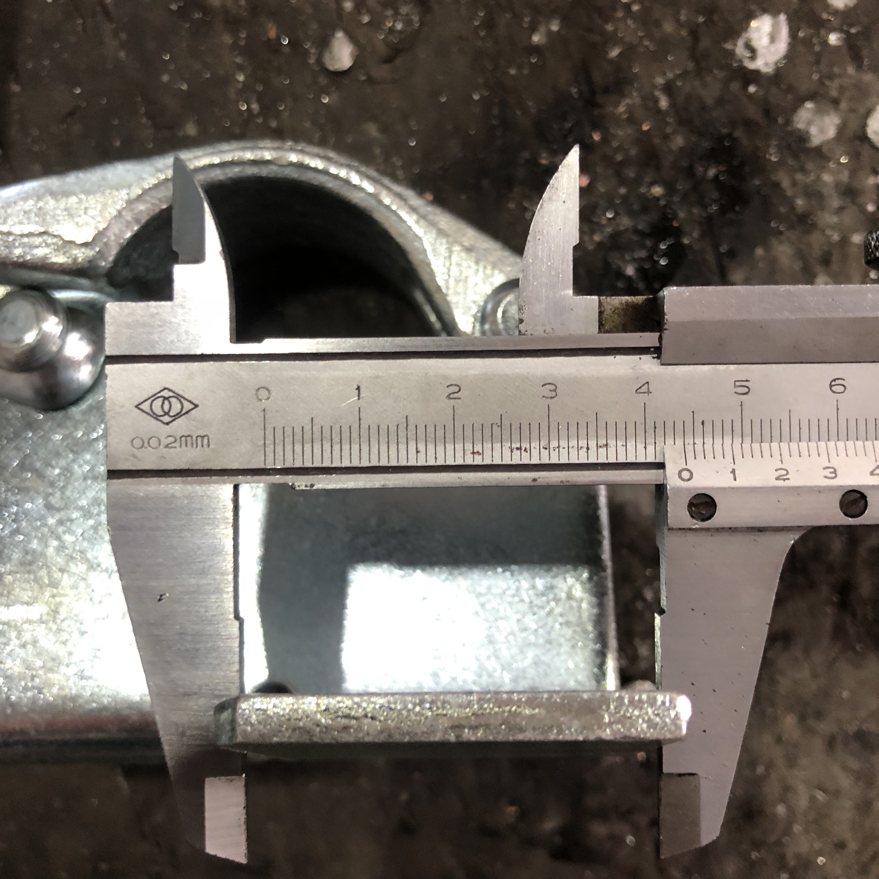 Drop Forged Board pro udržen&iacute; spojky