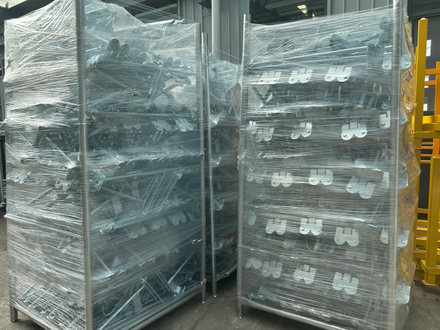 Syst&eacute;mov&eacute; syst&eacute;my Obrovsk&eacute; obaly