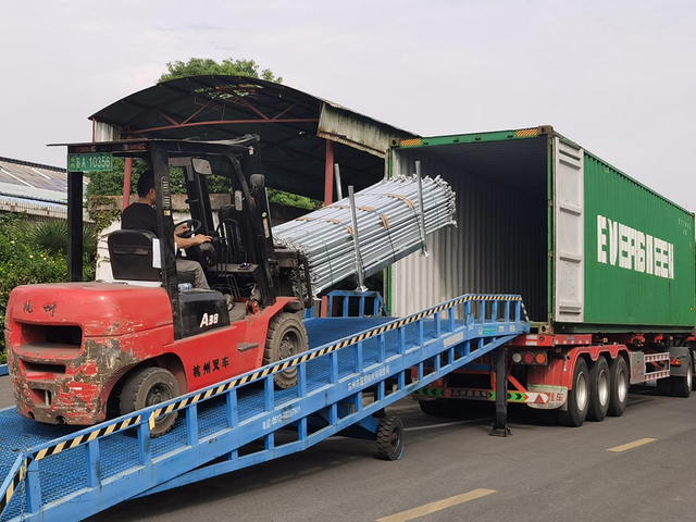 Diagon&aacute;ln&iacute; ort&eacute;za le&scaron;en&iacute;