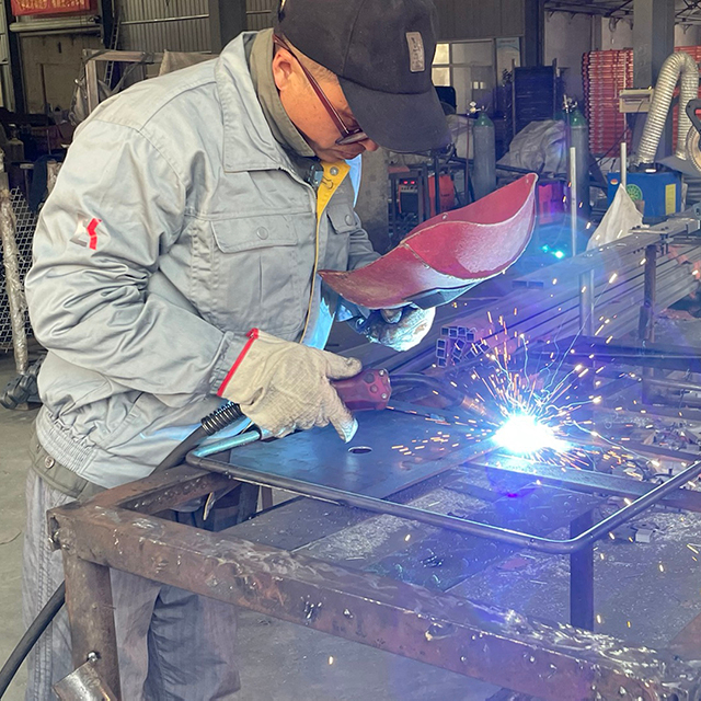 Le&scaron;en&iacute; br&aacute;ny