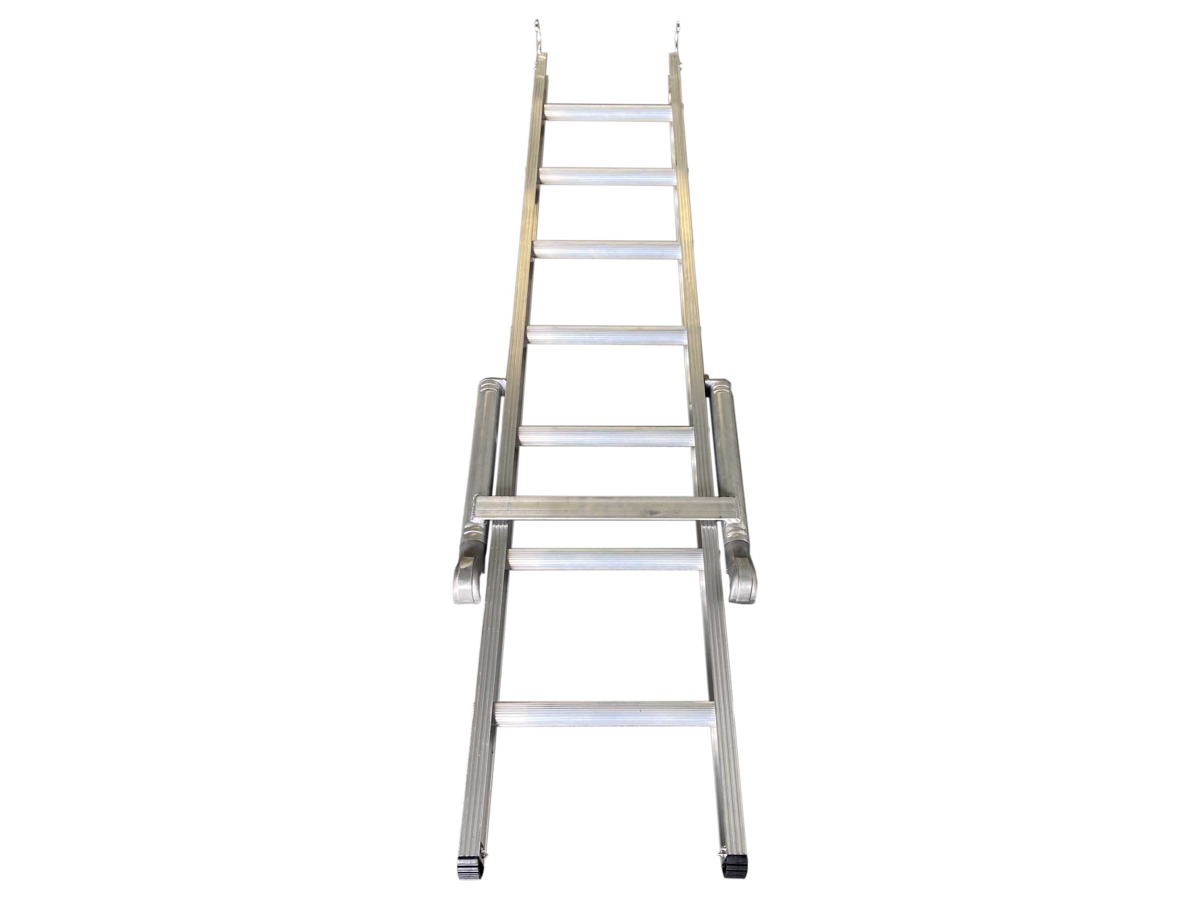 Přístup k žebříku s paží