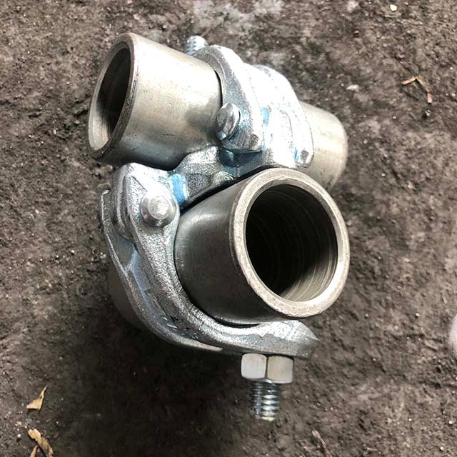 Pravoúhlá svorka na lešení