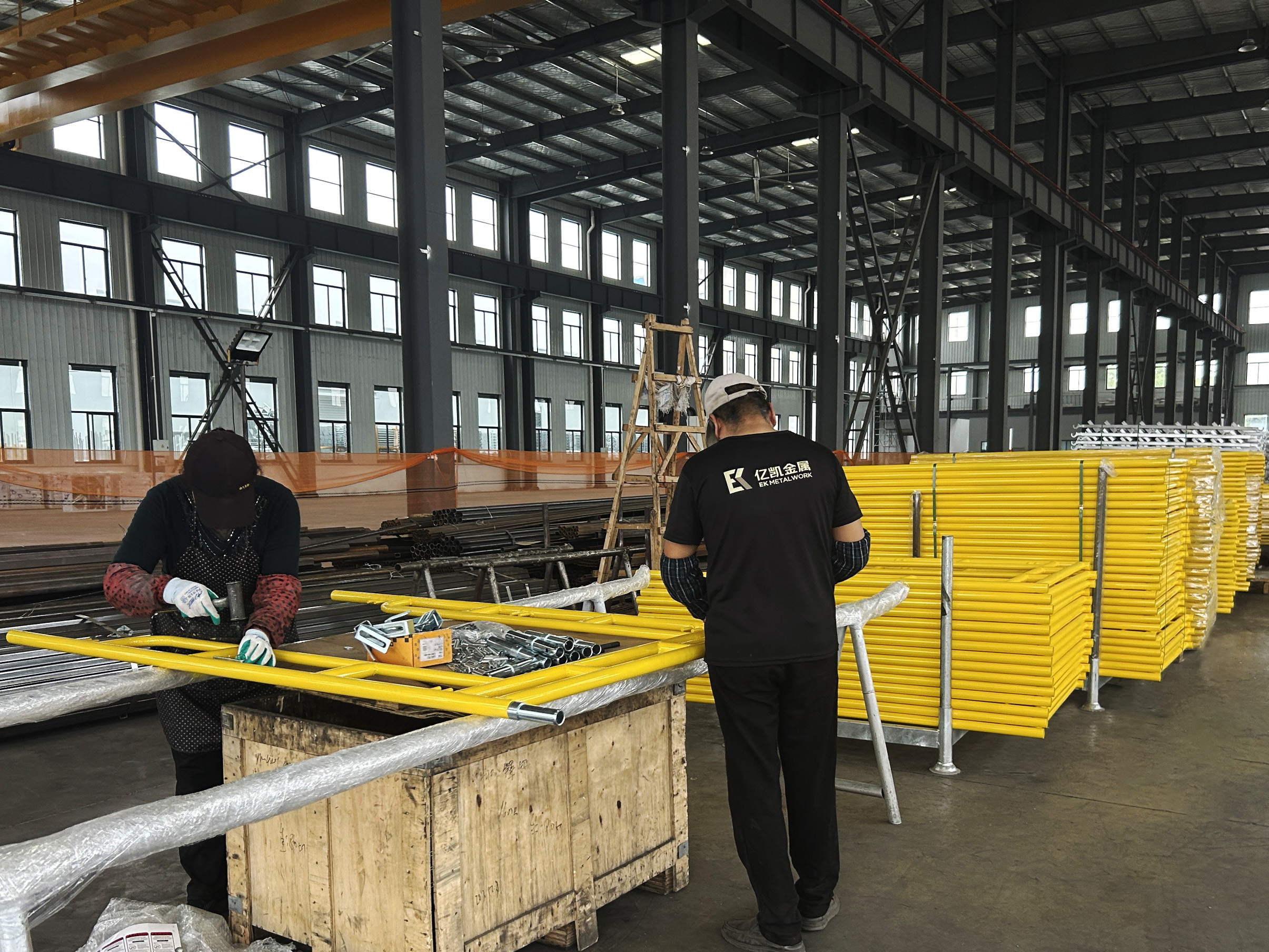 Pochoz&iacute; lešen&iacute; 