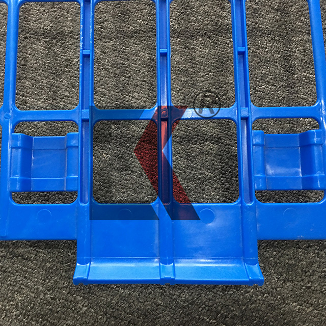 Jarn&iacute; lešen&iacute; 