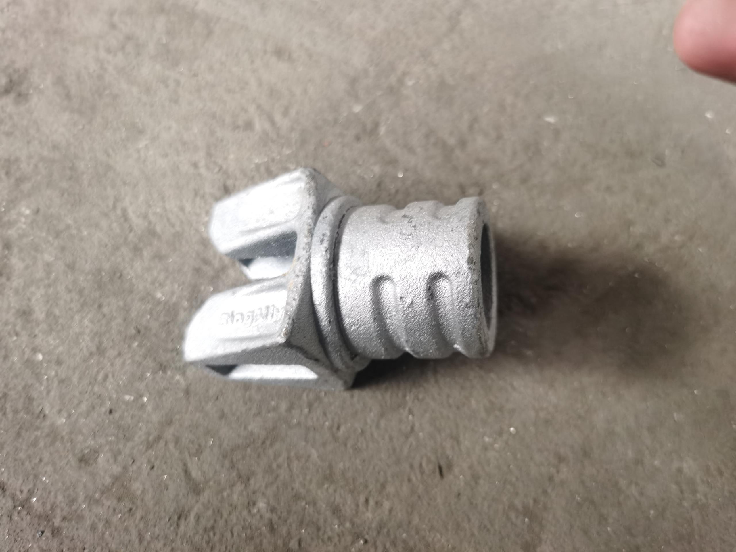 Hlava lešen&iacute; s lešen&iacute;m