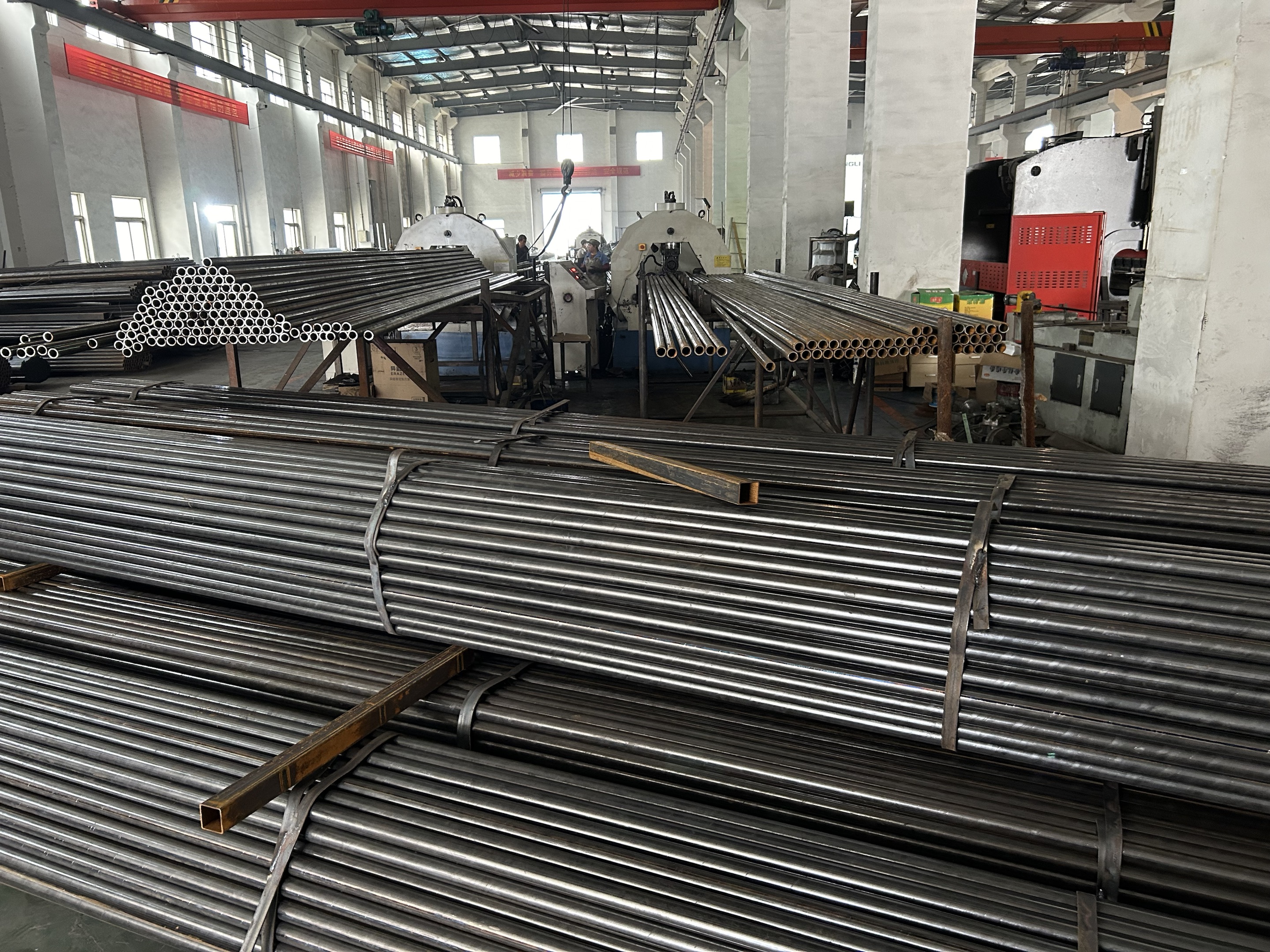 ocelov&aacute; trubka