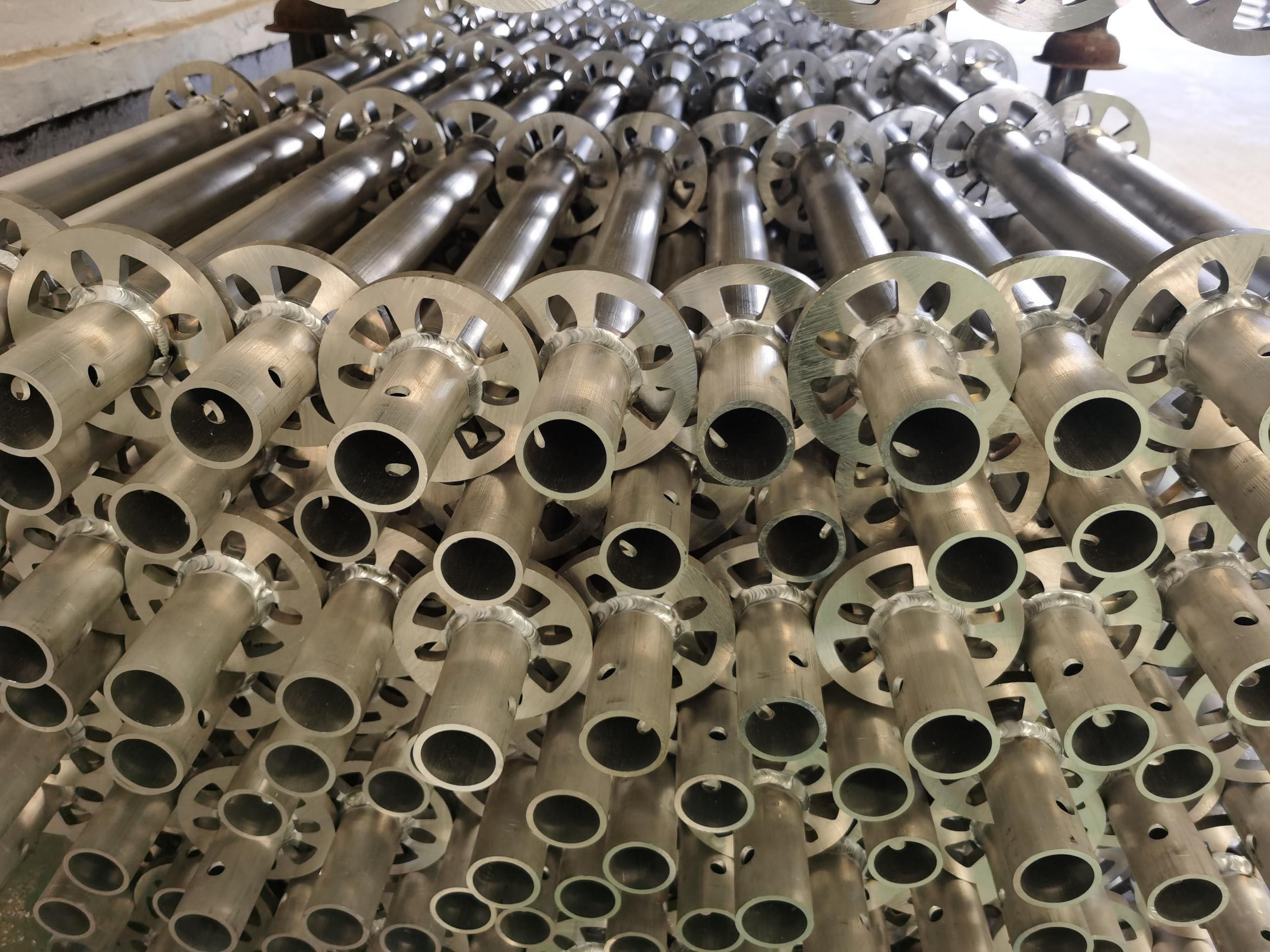 Lešen&iacute; hlin&iacute;ku