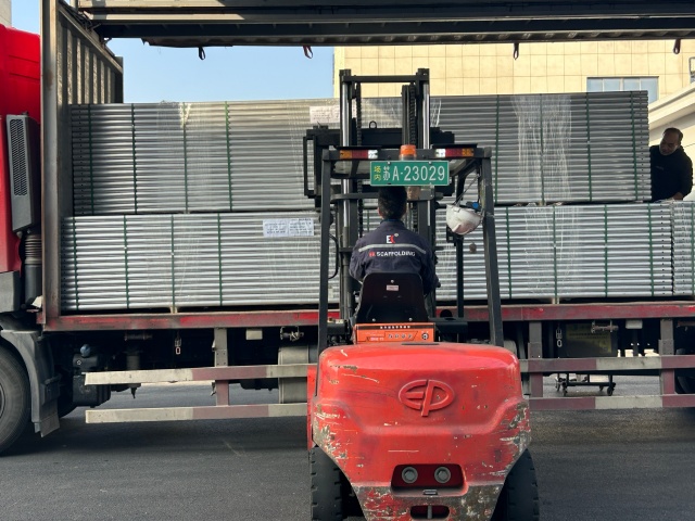 Nosn&iacute;k slitiny