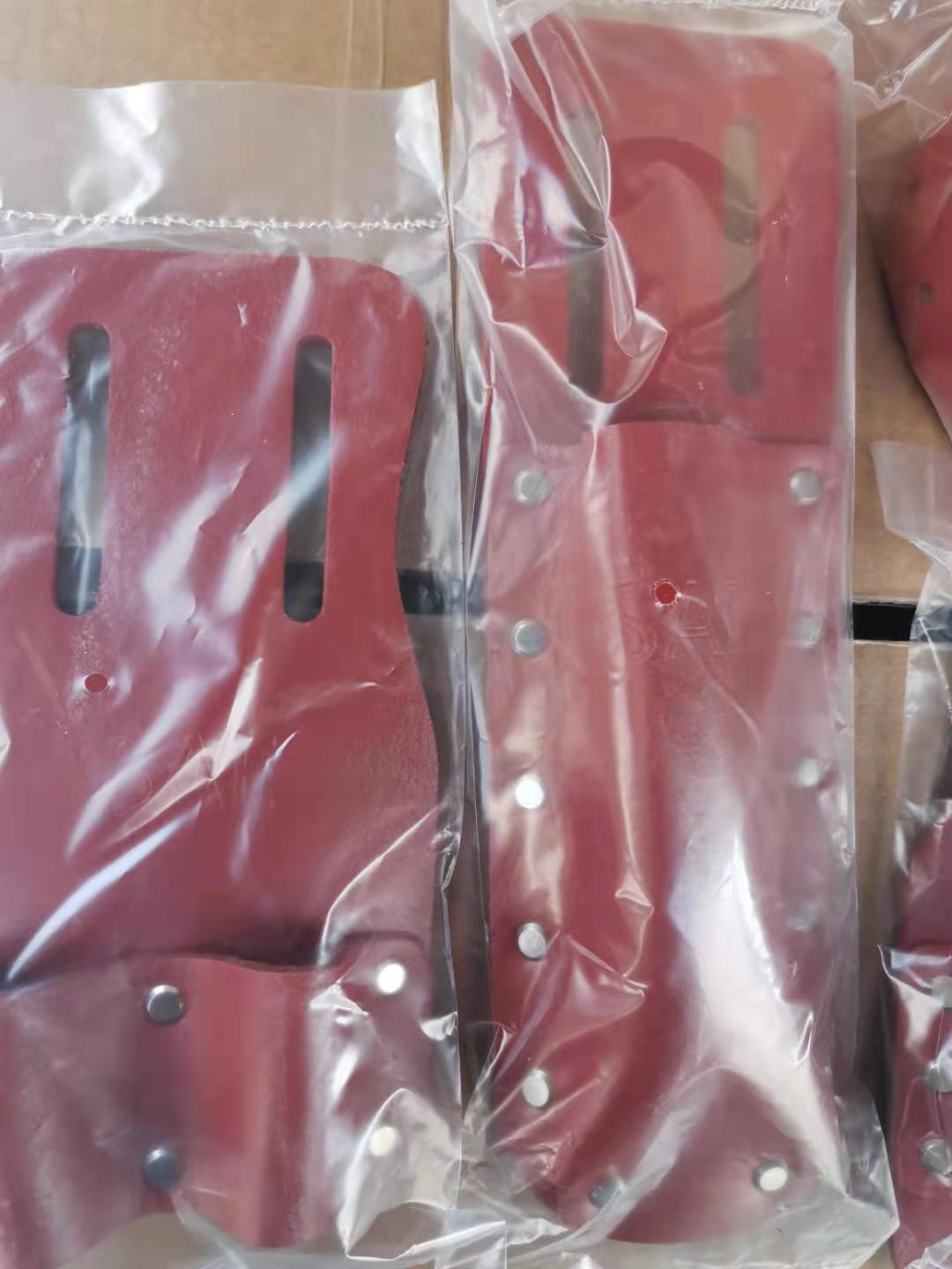 Z&aacute;hlav&iacute; n&aacute;strojů lešen&iacute; 02