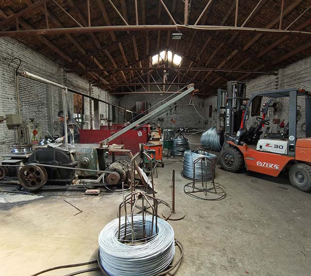 Dr&aacute;těn&iacute; lešen&iacute; 08