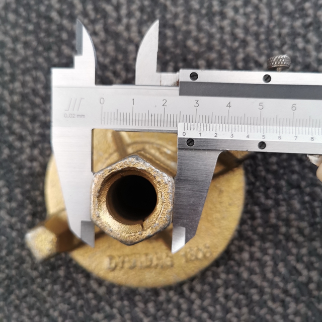 Kř&iacute;dlov&aacute; matice 2-05