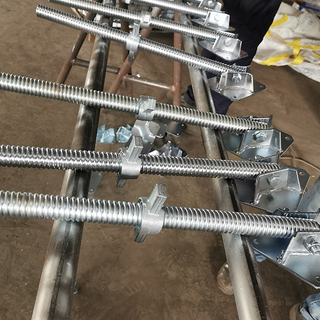 BS1139 HDG Swivel Lešení Jacku