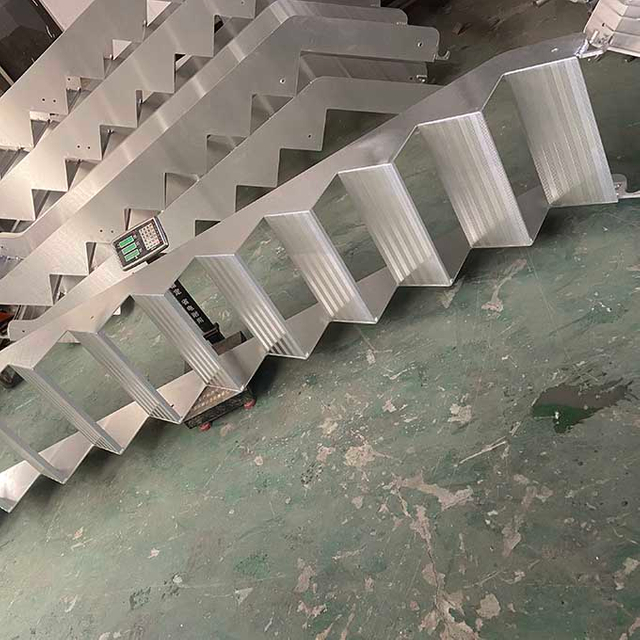 Hliníkový ringlock lešení nosítka schodiště 2,4 m*2,0 m vysoká