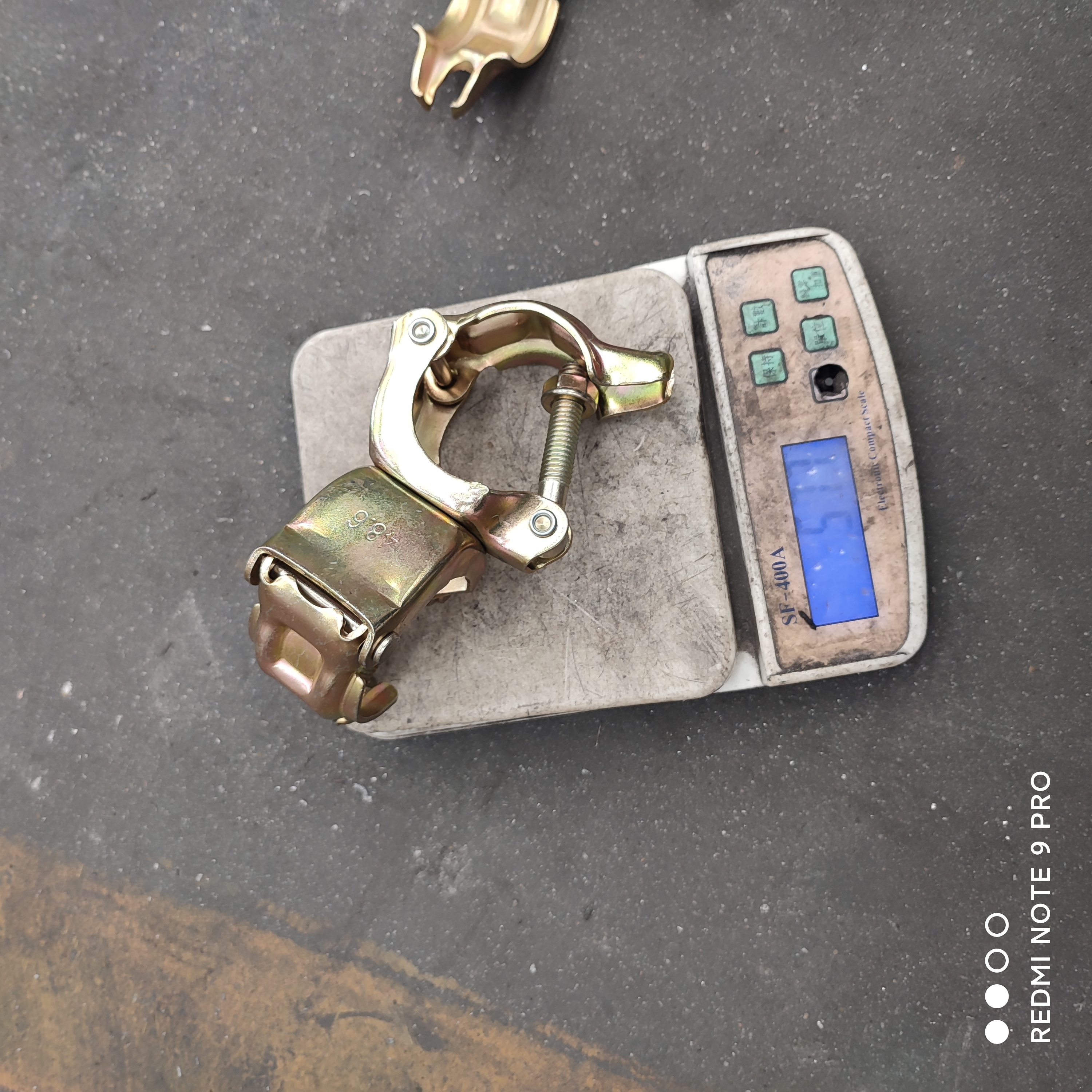 lisovan&aacute; otočn&aacute; spojka 