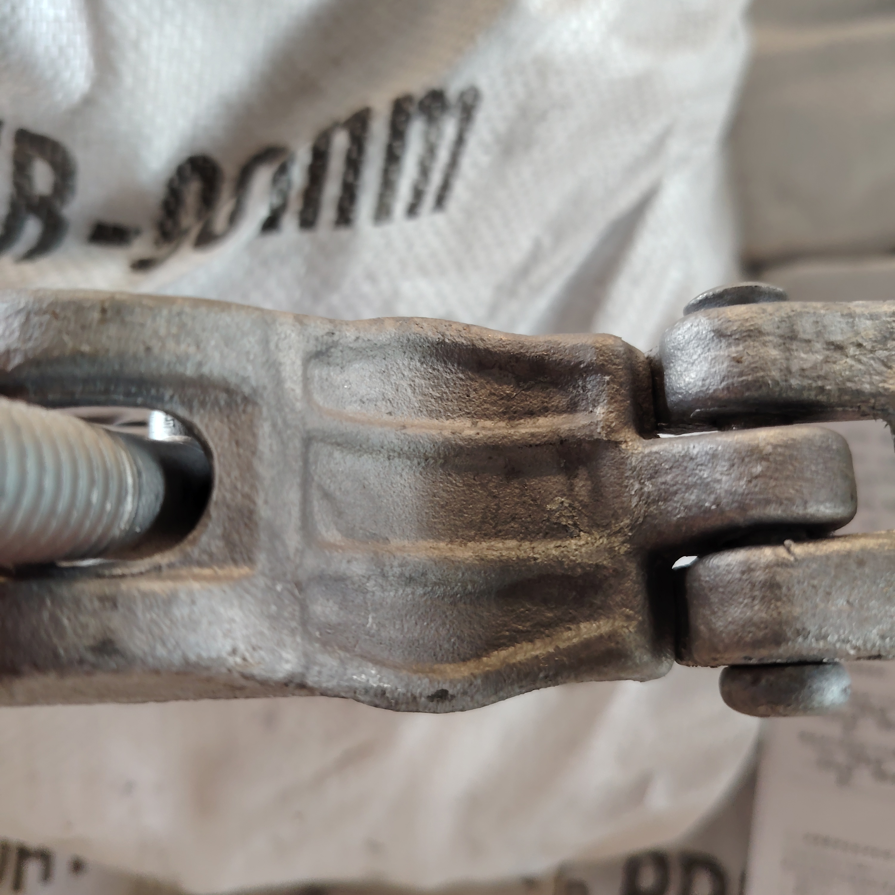 Distančn&iacute; spojka - 98mm Speci&aacute;lně tvarovan&aacute; 