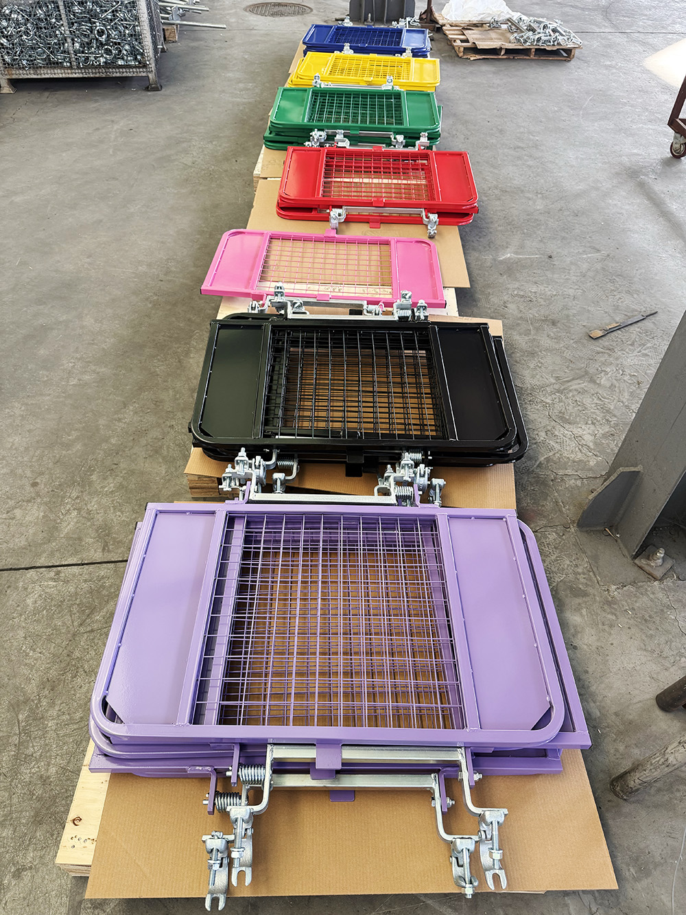 Zak&aacute;zkov&aacute; br&aacute;na na lešen&iacute;