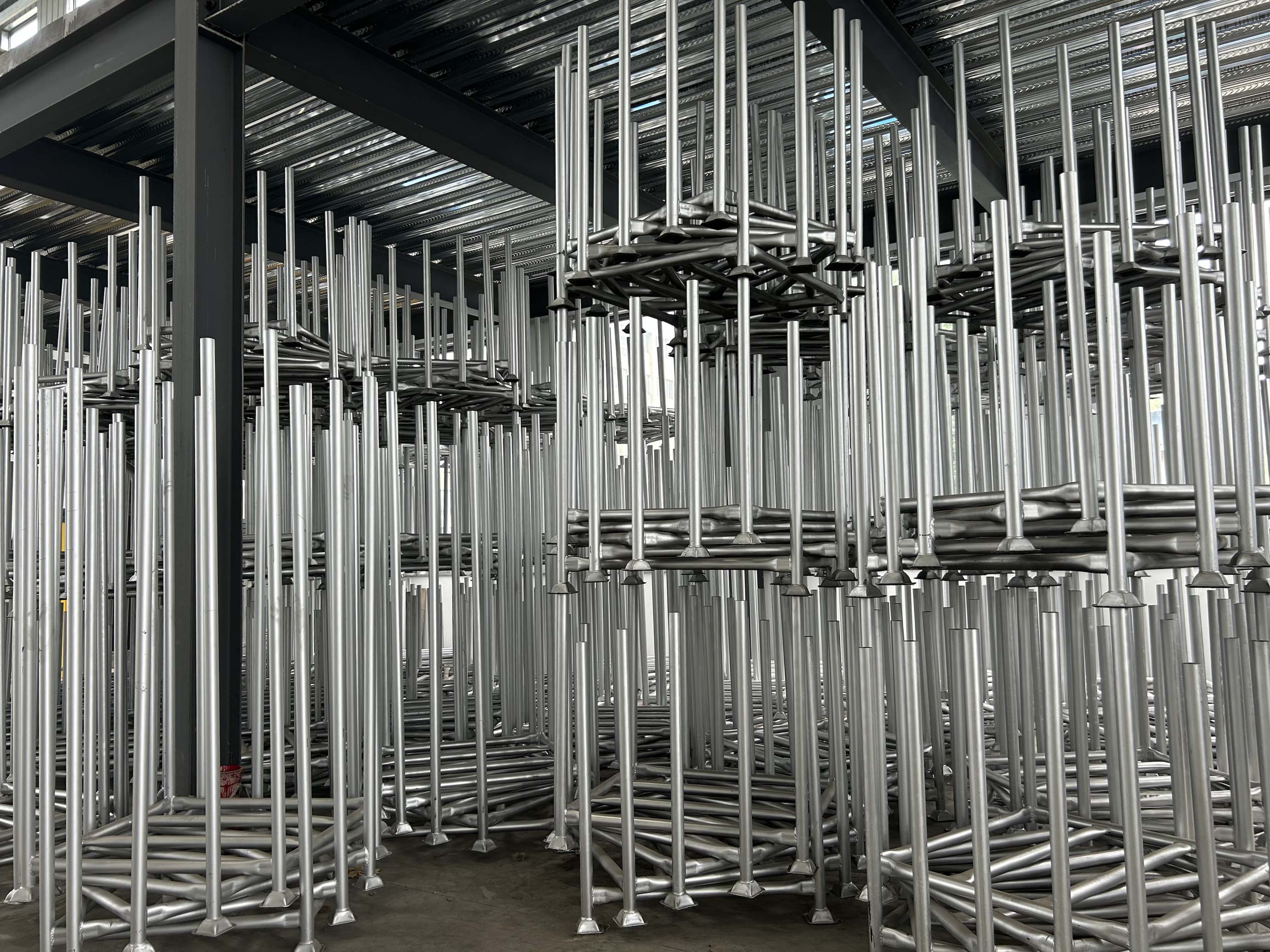 malovan&aacute; z pozinkovanou ocelovou paletou 02 