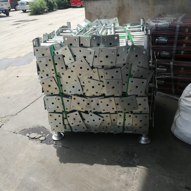 Lešení HDG pevný šroubová základna konektoru 