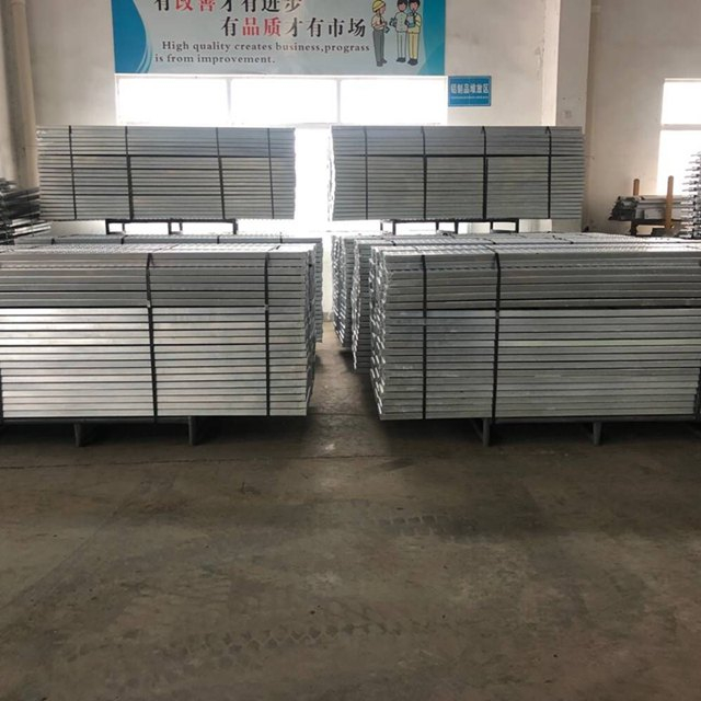 240 mm hdg lešení procházky pro BS1139