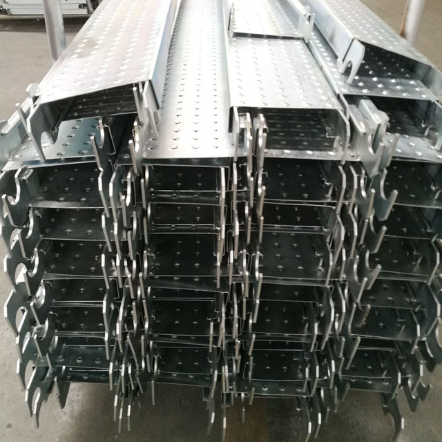 Kanadsk&eacute; h&aacute;čky Planks 3