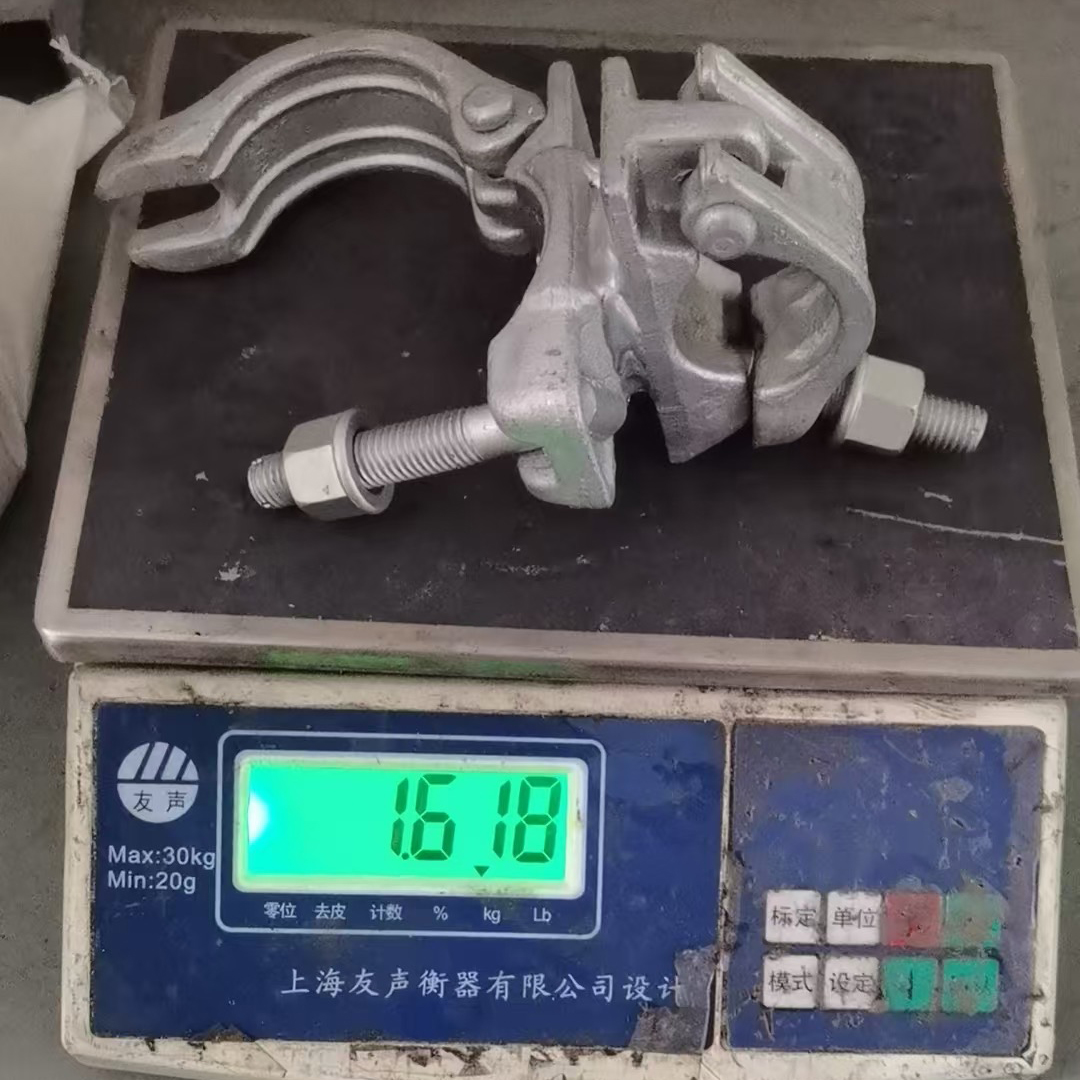 Svorka na lešen&iacute; speci&aacute;ln&iacute;ho 