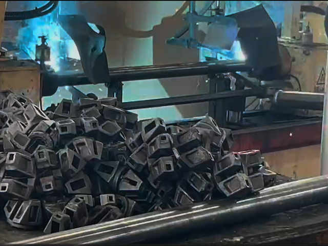 Svařov&aacute;n&iacute; le&scaron;en&iacute; s le&scaron;en&iacute;m