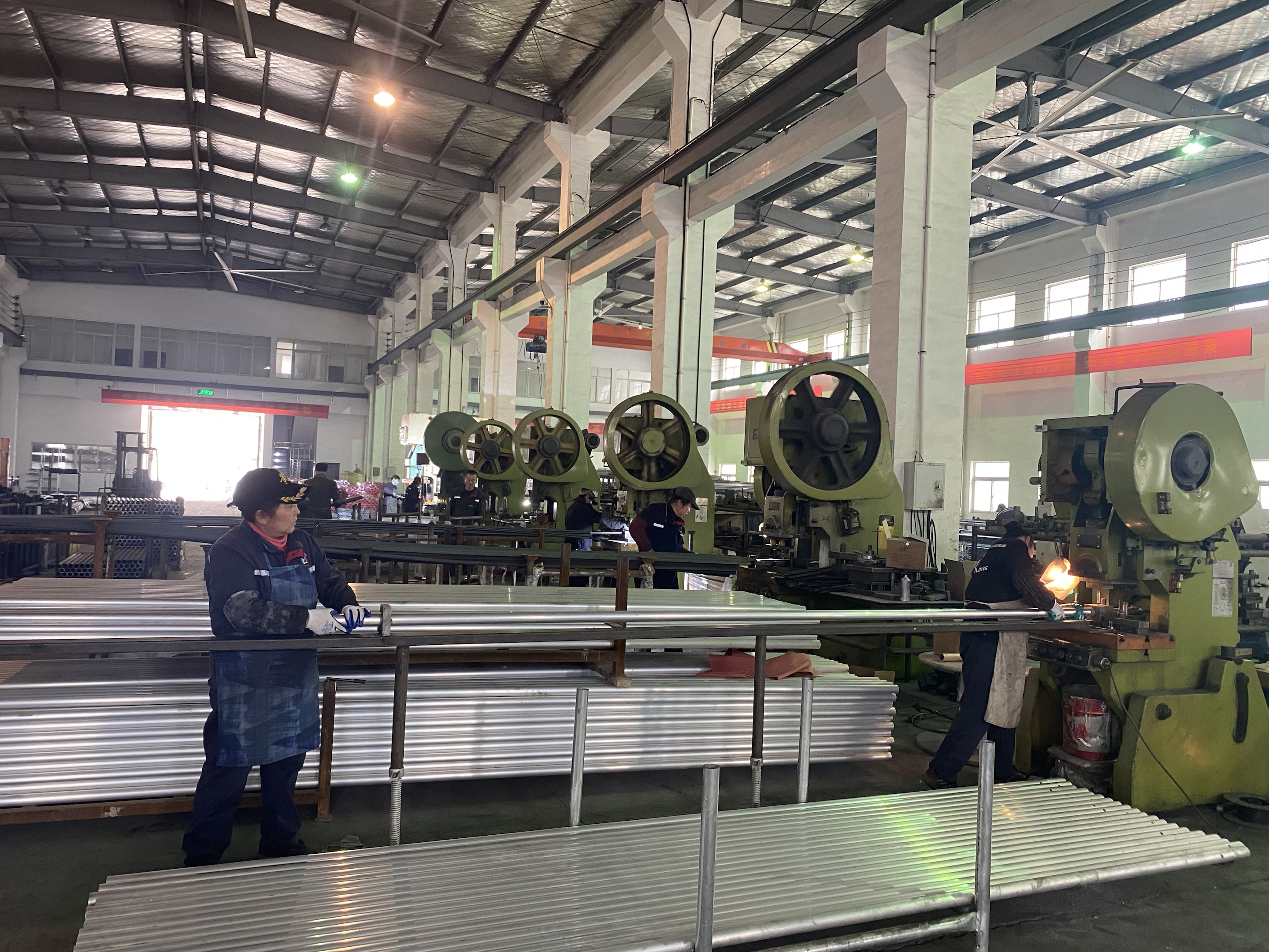 Ek Lešen&iacute; Factory Adpřen&iacute; a 12. v&yacute;roč&iacute; oslavy 