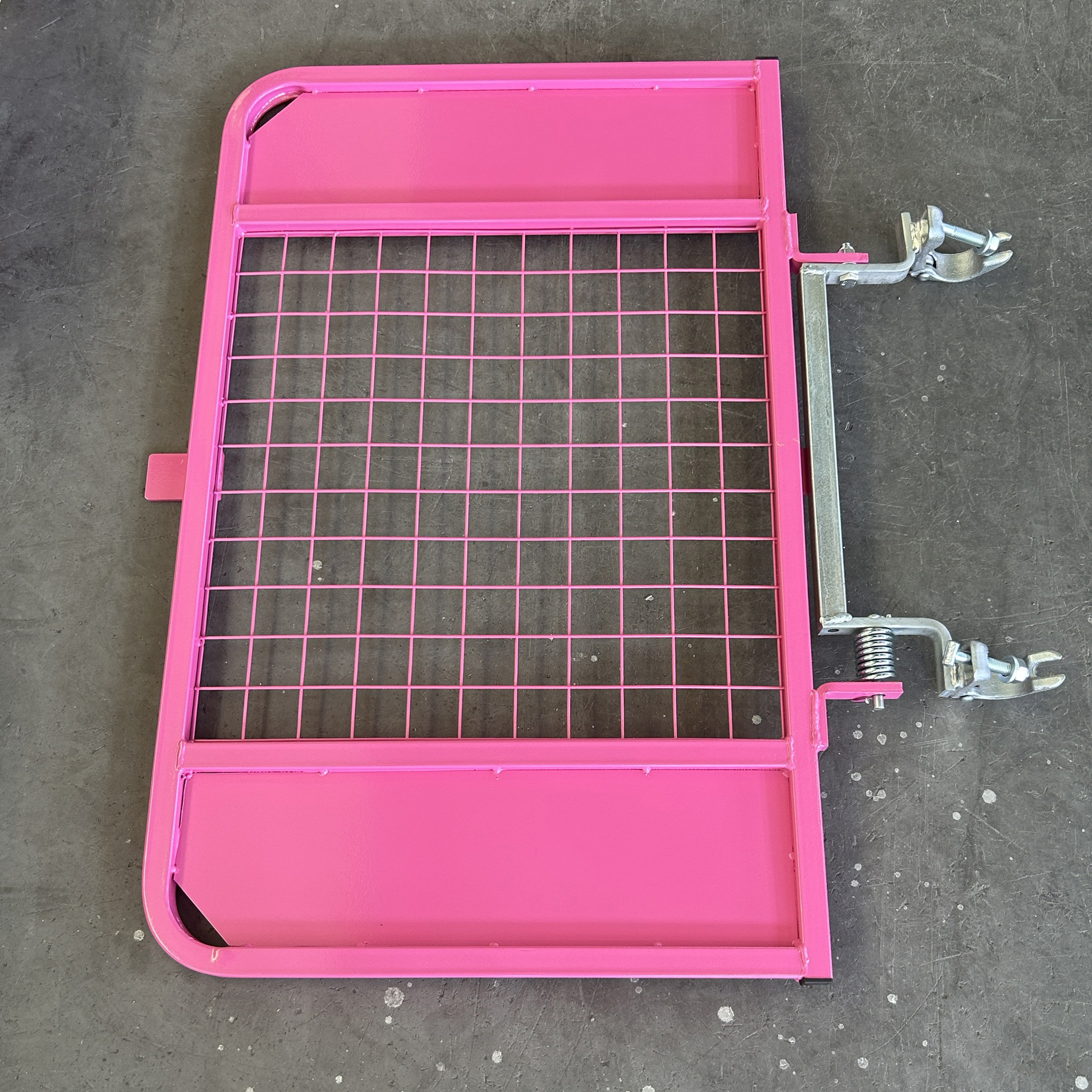 Zakázková brána na lešení