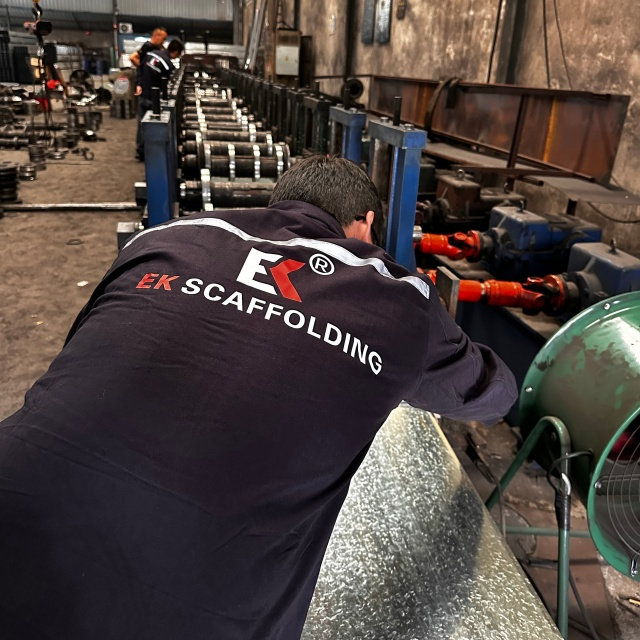 Uzavřen&aacute; ocelov&aacute; prkna