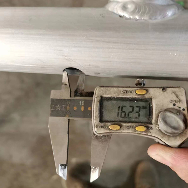 Hlin&iacute;kov&yacute; mř&iacute;žov&yacute; paprsek