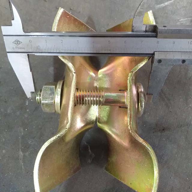 Šermov&aacute; svorka 09